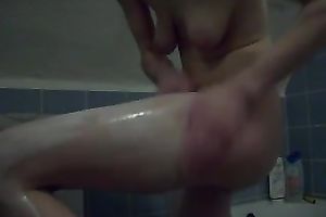 My slim white girlfriend with saggy boobies creaming her body