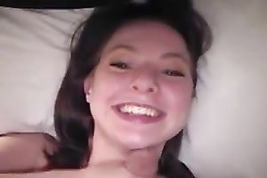 My pretty brunette hair hotwife feels pleased to engulf my tasty cockq