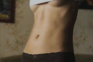Beautiful sporty white bitch teases me with her flat belly and abs