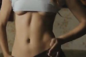Beautiful sporty white bitch teases me with her flat belly and abs