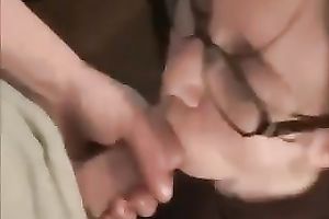 Submissive nerdy white white bitch thanks me for a cum treatment