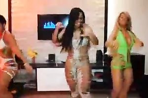 Spicy sexy Hispanic nymphos shaking their large booties