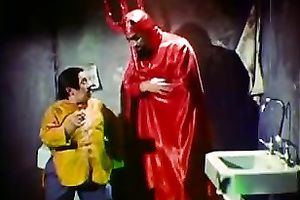 Two hawt retro mature bitch shows off their shapes on web camera