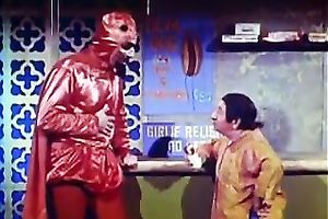 Two hawt retro mature bitch shows off their shapes on web camera