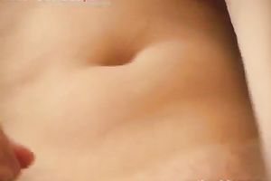 Amateur blonde destroys her cooch with an heavy sex-toy