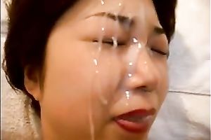 My insatiable girlfriend knows just how fine my spunk tastes