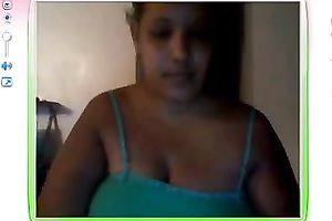 This wicked big beautiful woman web camera model truly knows how to chat