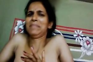 Indian milf watches me rubbing my weenie and gives me hand