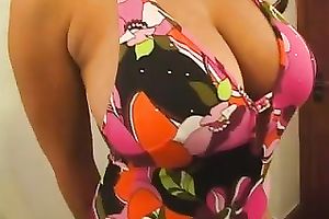 Super breasty Latina allows me to knead her astounding whoppers