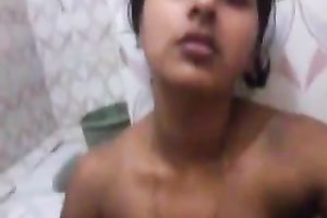 I filmed myself playing with my cookie in my bath