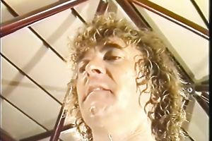 Torrid FFM thressome becomes hotter when one chap joins 'em