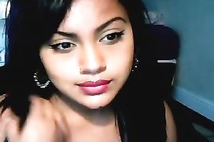 Webcam solo movie with enjoyable Indian gal exposing her body